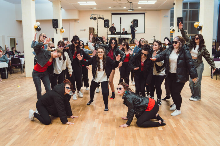 Dvůr Králové nad Labem – Maturitní ples – Fotograf-4