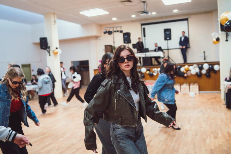 Dvůr Králové nad Labem – Maturitní ples – Fotograf-5