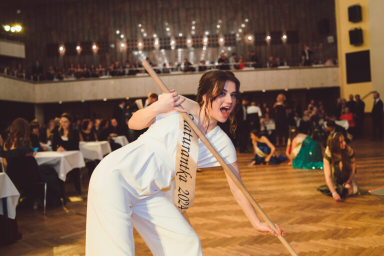 Hradec Králové – Maturitní ples – Fotograf-13