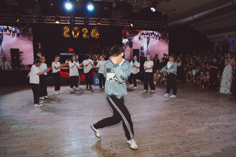 Pardubice – Maturitní ples – Fotograf-15