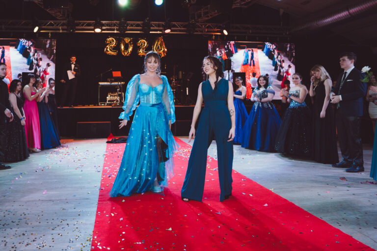 Pardubice – Maturitní ples – Fotograf-4